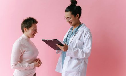 Metadona: ce este, la ce se folosește, riscuri, dependență și sevraj