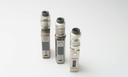 Țigări electronice: ce conțin, riscuri, dependență de nicotină și mituri