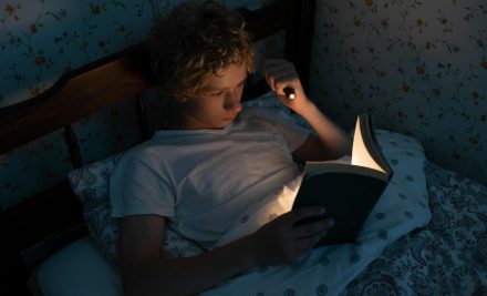 Inhalanți: ce sunt, riscuri (inclusiv „sudden sniffing death”) și ajutor